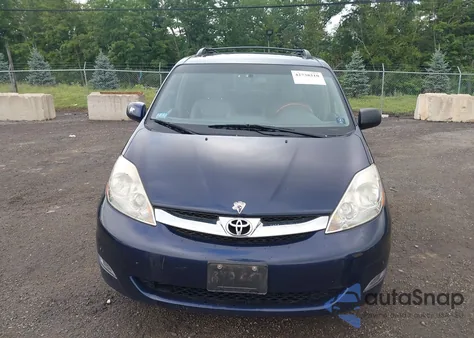 2006 Toyota Sienna Xle Limited z USA, uszkodzony, nr VIN 5TDBA22C26S058478